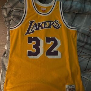 Magic Johnson jersey